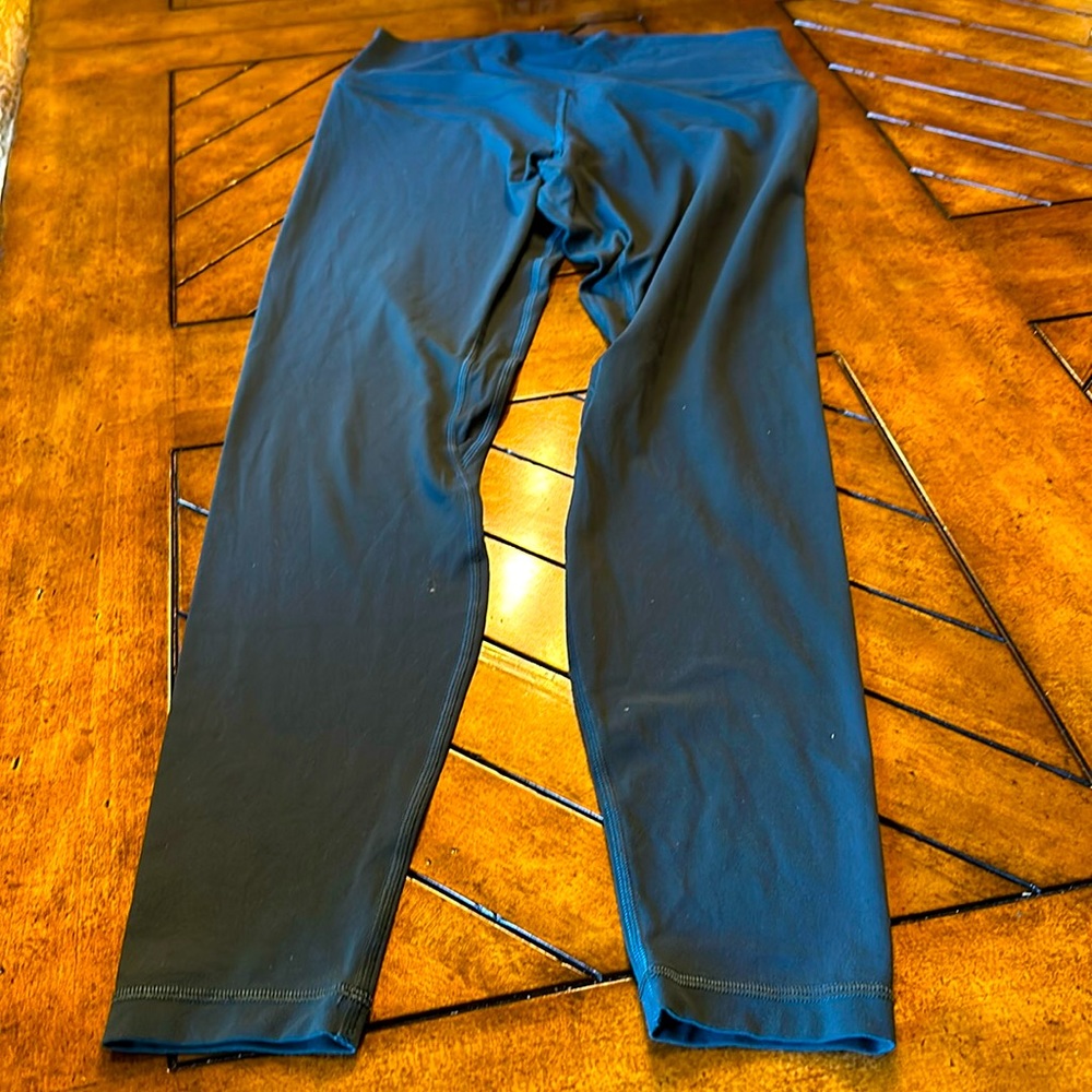 Lululemon Size 10
